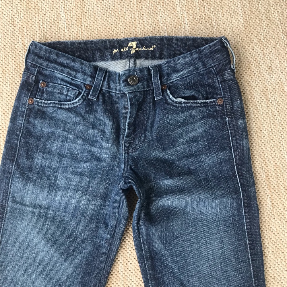 7 For all mankind. Size 25. New